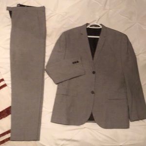 H&M Slim Fit Suit. Light Grey. 44r